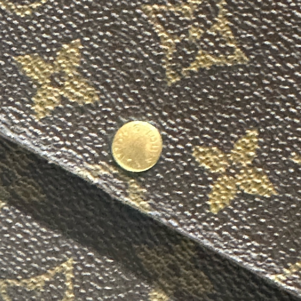 Authentic Louis Vuitton Sarah wallet. - Picture 2 of 8